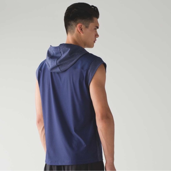 Lululemon Men’s Lg Stealth Hooded Sleeveless in
Heathered Hero Blue. Exclt Cdtn - Picture 6 of 15